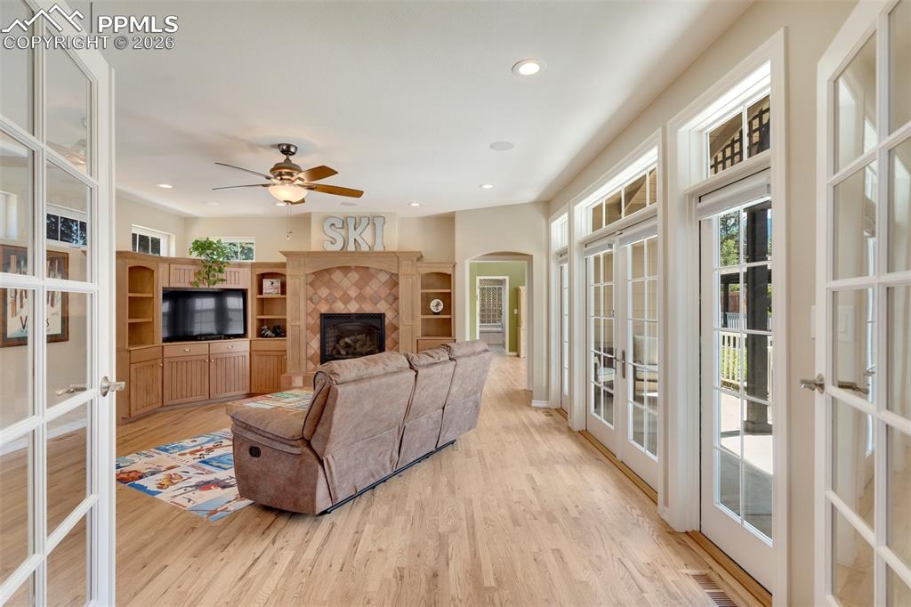 Image 16 of 47: No Description Available