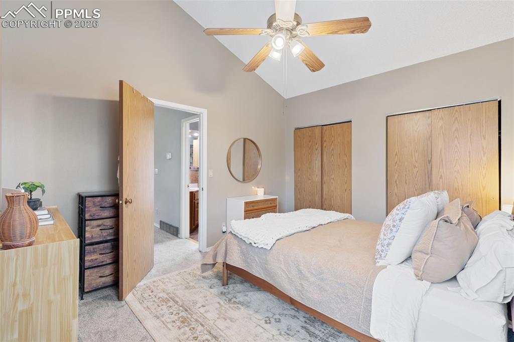 Image 20 of 34: Bedroom