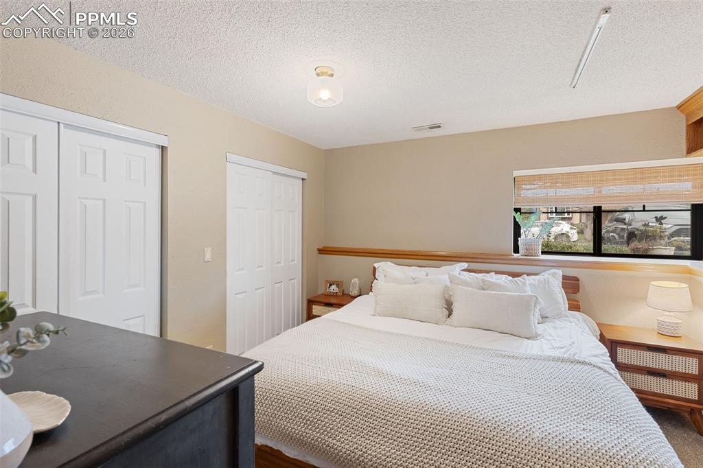 Image 24 of 34: Bedroom