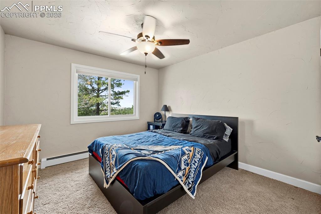 Image 26 of 47: Bedroom