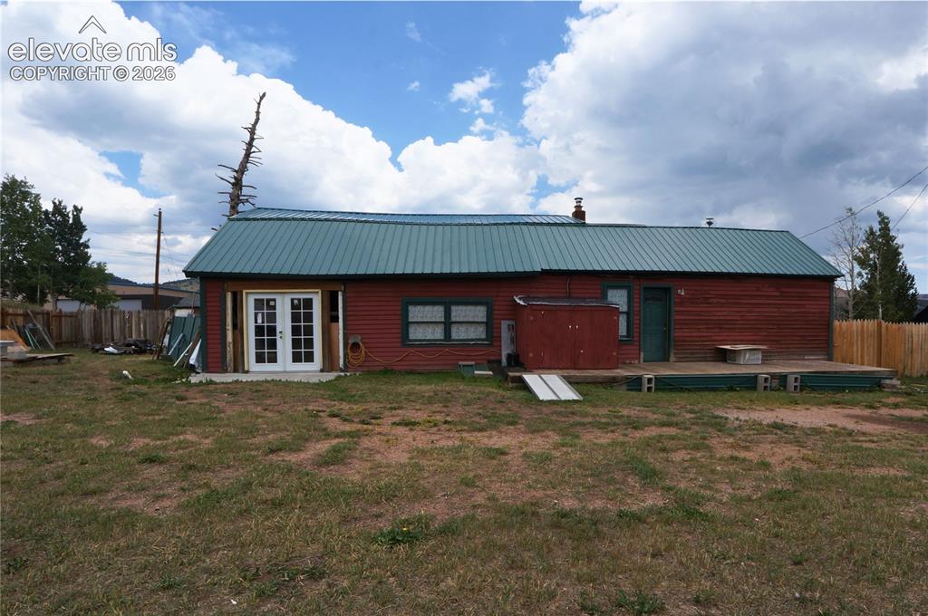 Image 45 of 48: Back of Structure