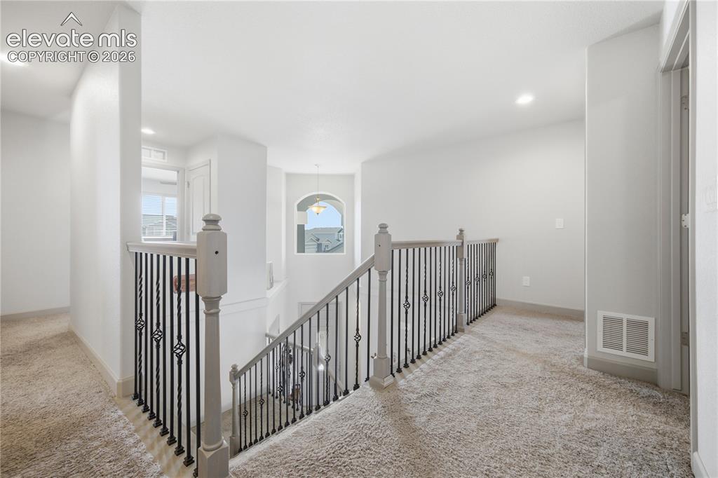 Image 15 of 40: Second floor