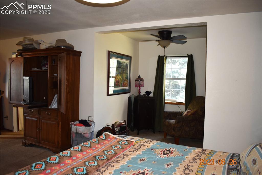 Image 15 of 48: Large Master bed room, with alcove which could be used as a reading nook or