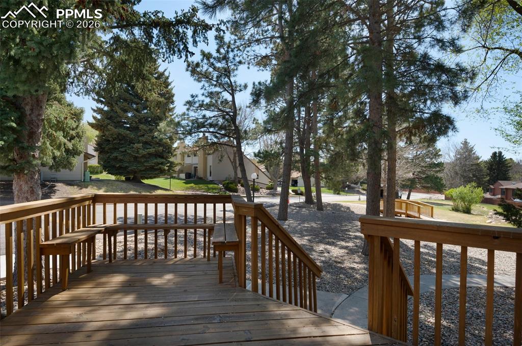 Image 34 of 45: Deck