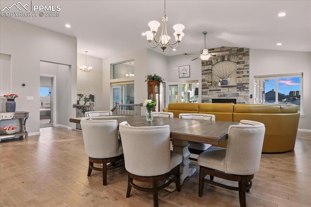 Image 5 of 46: Dining Area