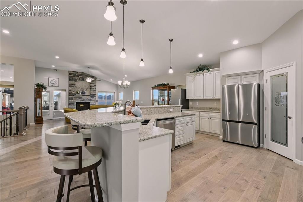 Image 6 of 46: Kitchen