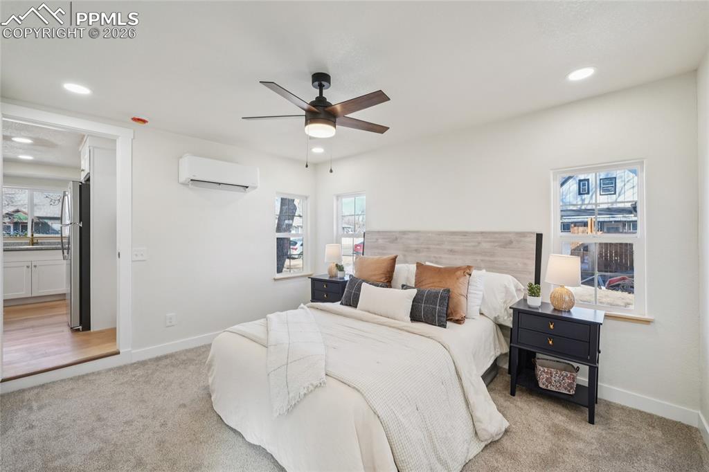 Image 14 of 36: Bedroom