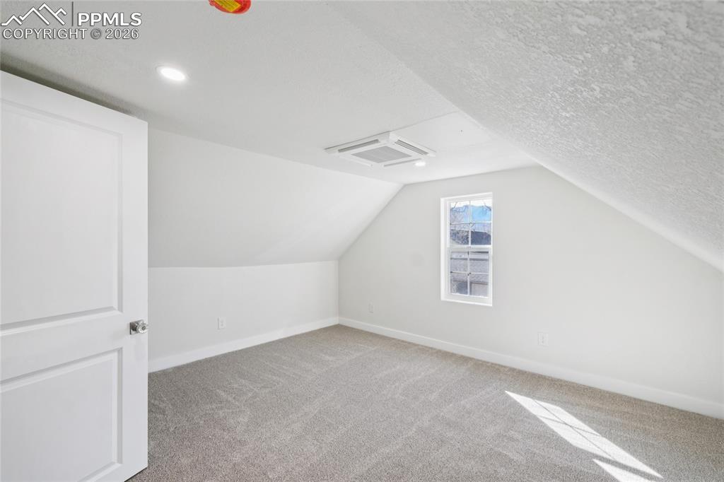 Image 24 of 36: Bonus Room