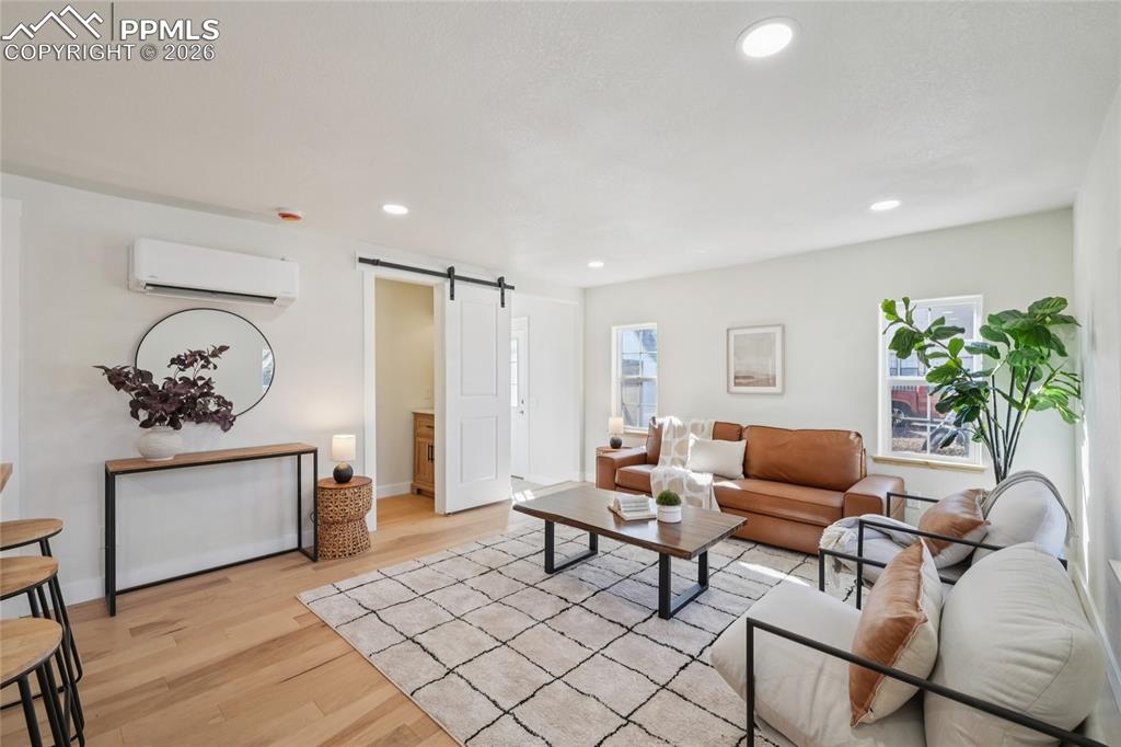 Image 5 of 36: Living Room