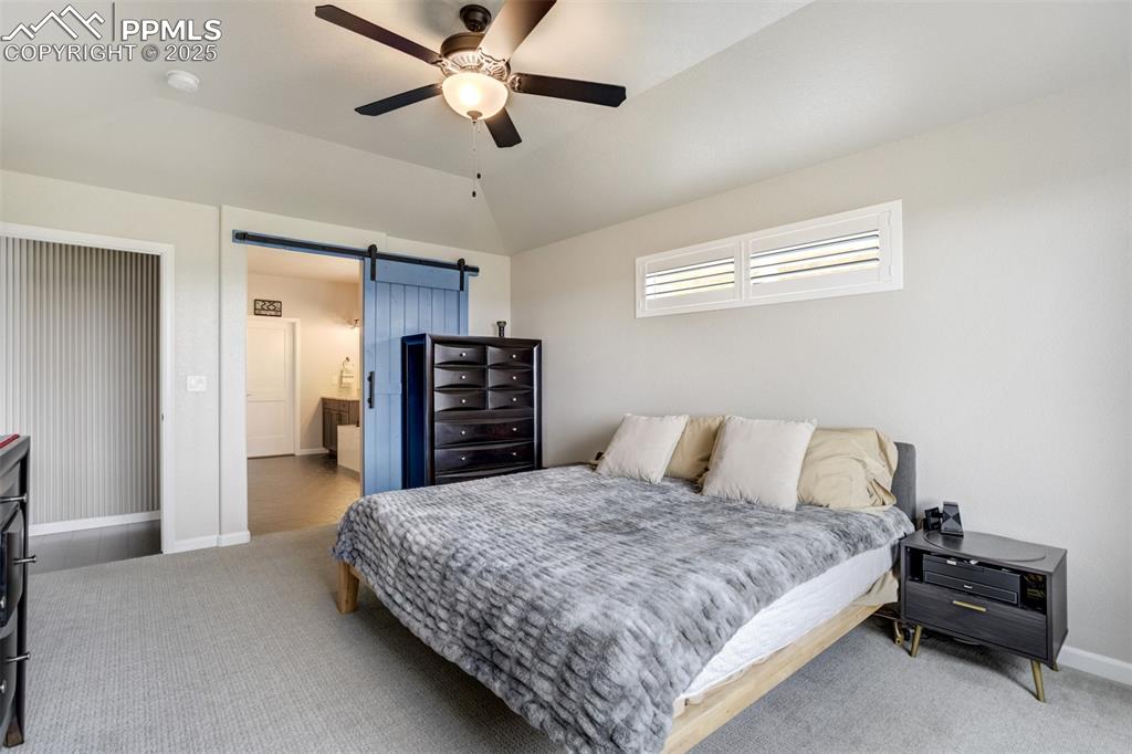 Image 18 of 48: Master Bedroom