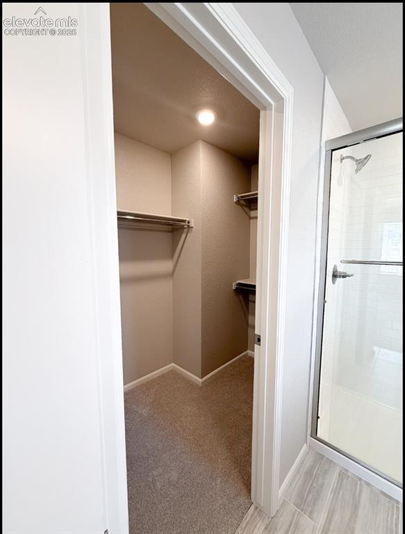 Image 13 of 24: Closet