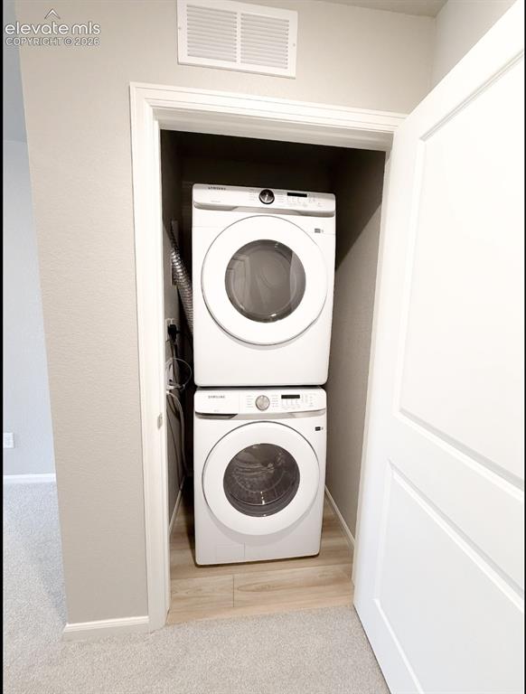 Image 14 of 24: Laundry