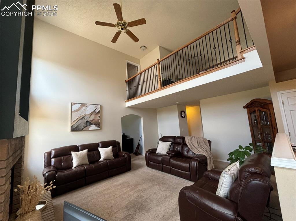 Image 14 of 44: Living Room