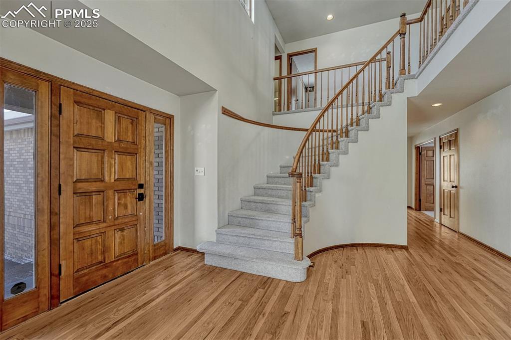 Image 12 of 50: Entry