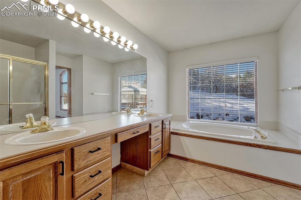 Image 31 of 50: Main Level Primary