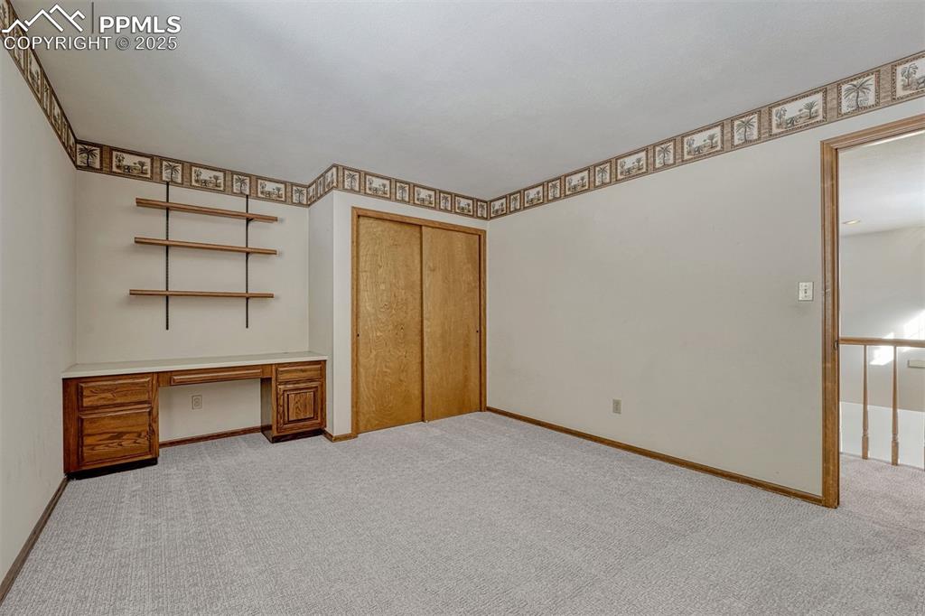 Image 41 of 50: Bedroom