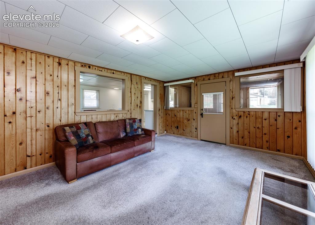 Image 8 of 30: Living Room