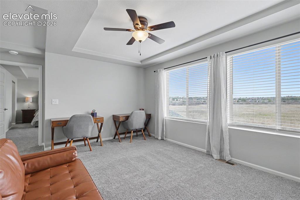 Image 15 of 48: Sitting Room