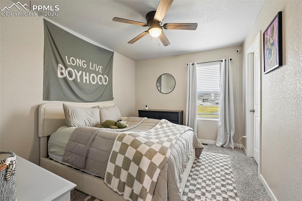 Image 23 of 42: Bedroom