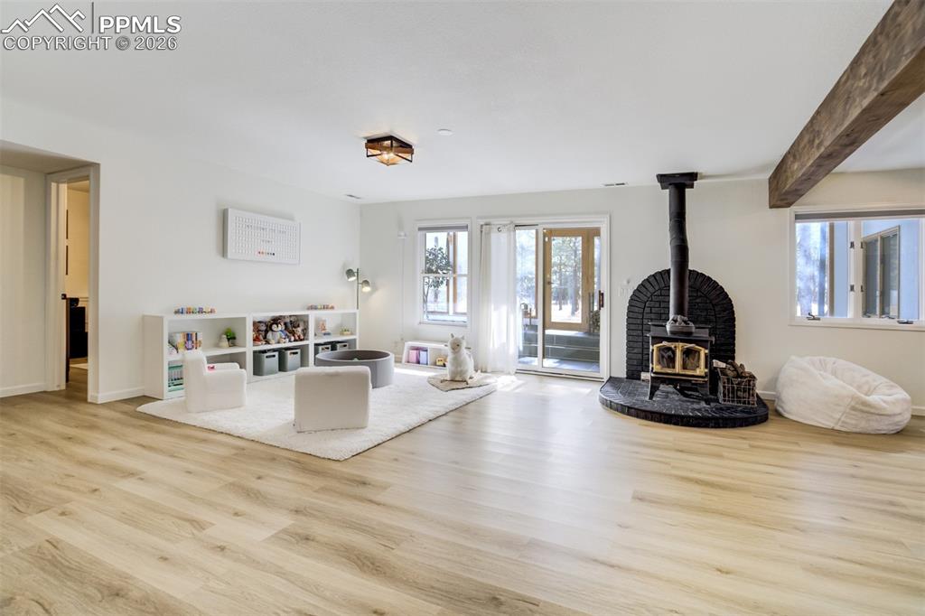 Image 28 of 50: Family Room