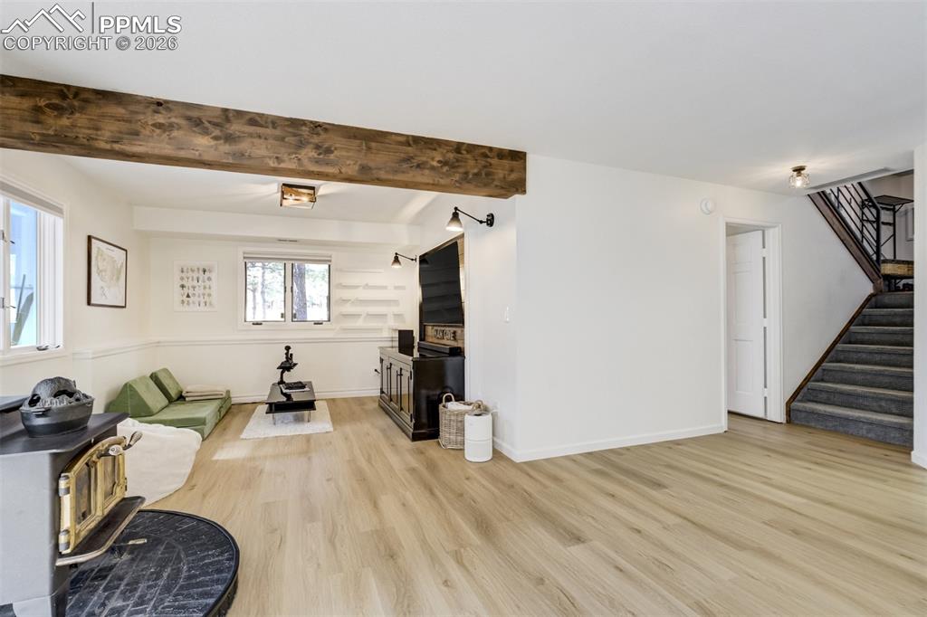 Image 29 of 50: Family Room