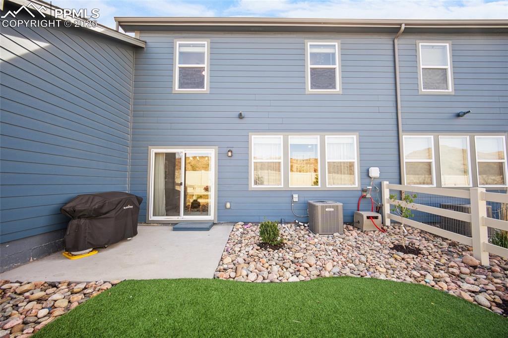 Image 35 of 42: Back of Structure