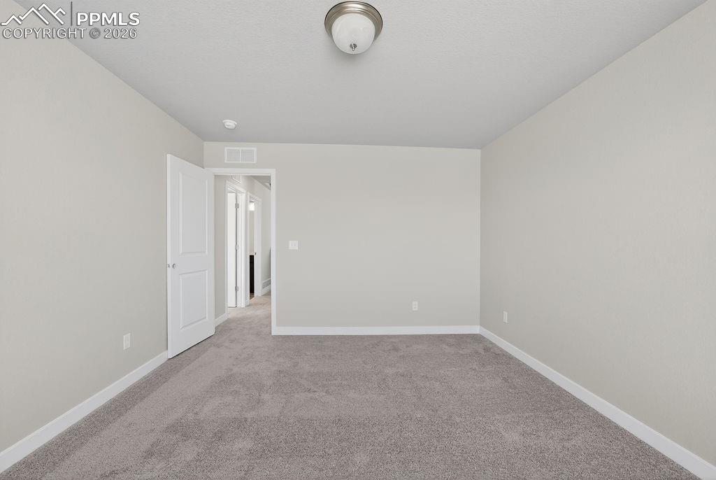 Image 35 of 39: Bedroom