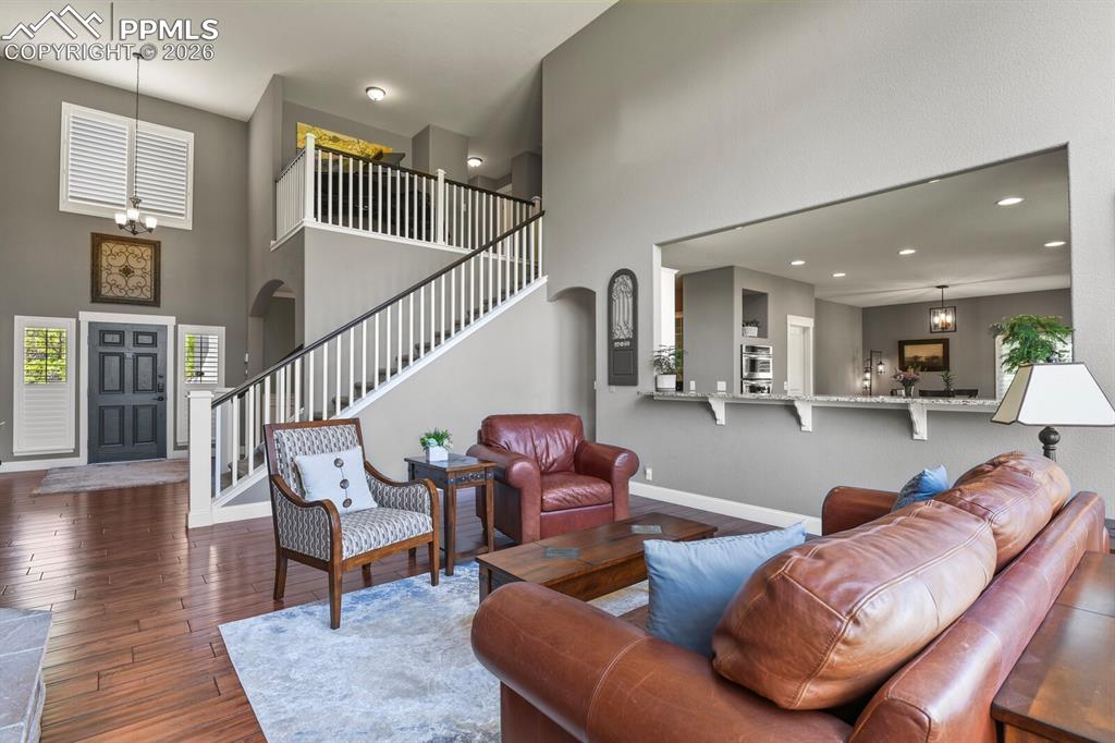 Image 16 of 50: Living Room