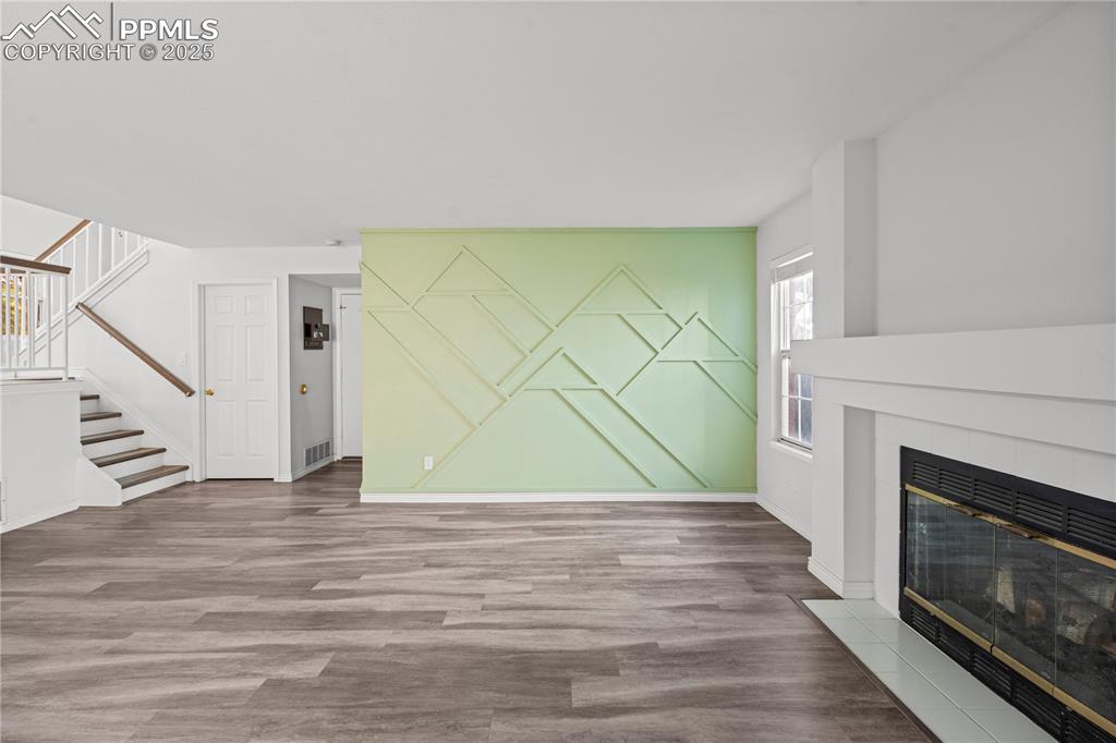 Image 12 of 22: Family Room