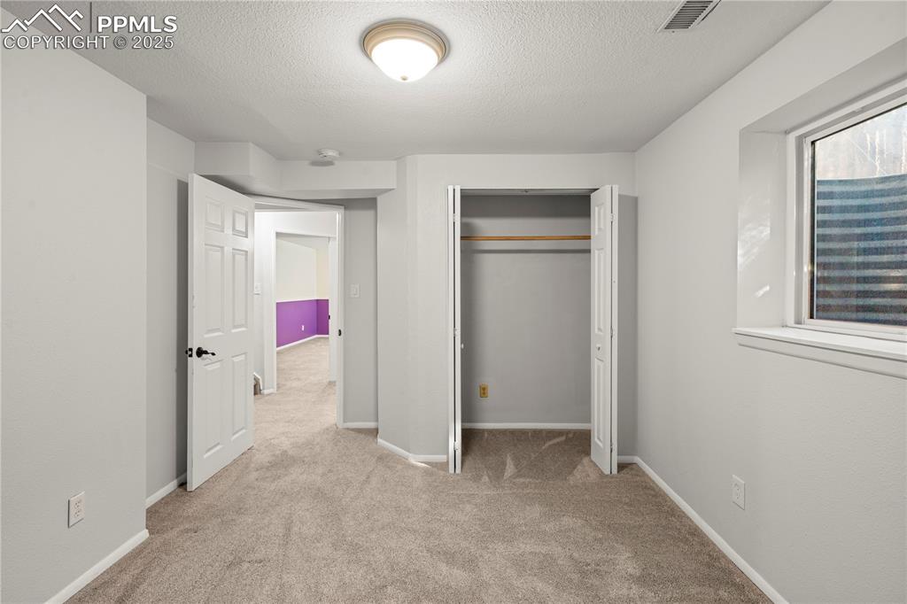 Image 15 of 22: Bedroom