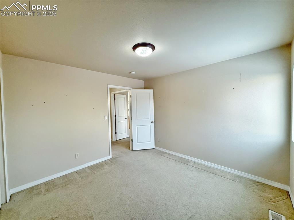 Image 16 of 28: Bedroom #2 located upstairs