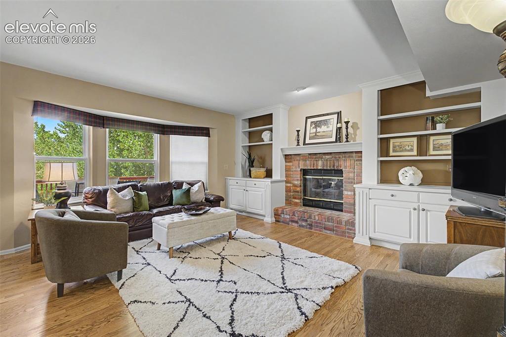 Image 10 of 46: Great Room