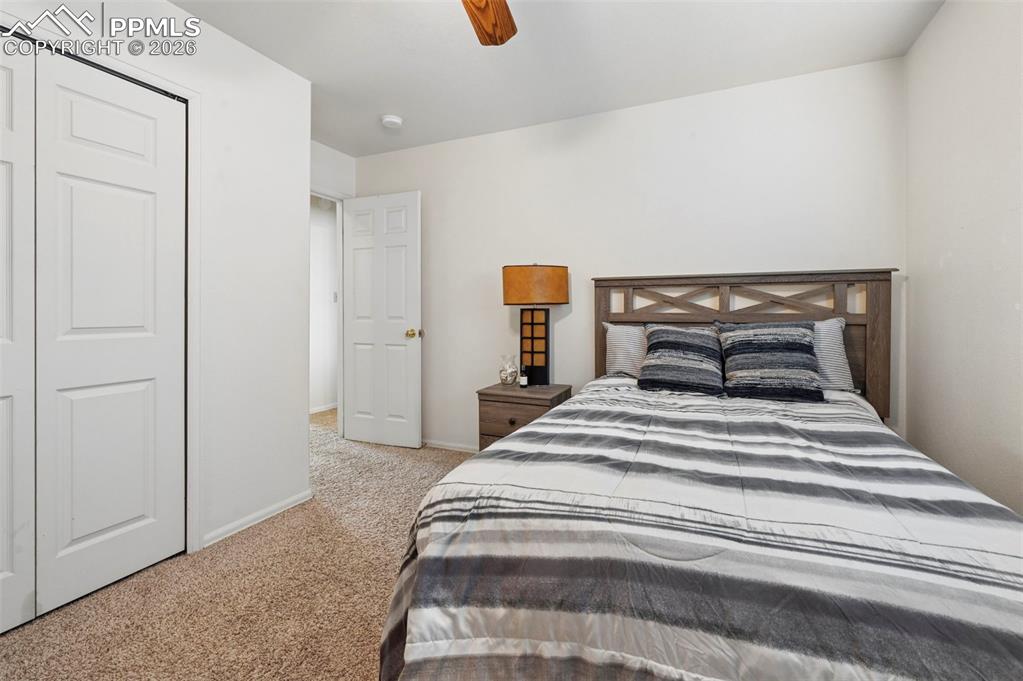 Image 27 of 46: Bedroom