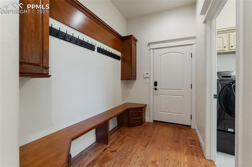 Image 22 of 46: The perfect drop zone!