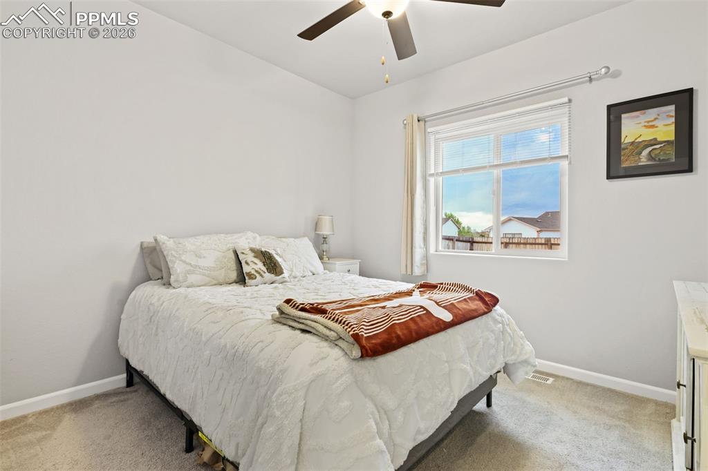 Image 23 of 33: Bedroom