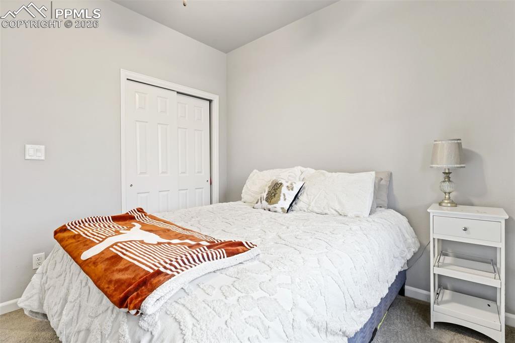 Image 24 of 33: Bedroom