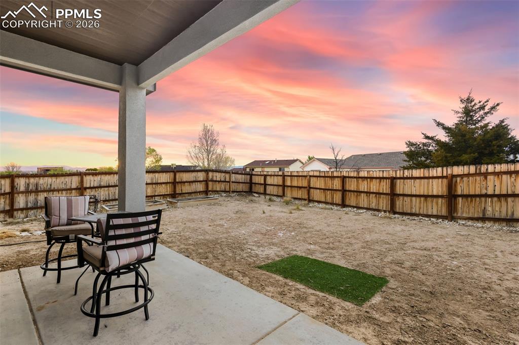 Image 28 of 33: Patio