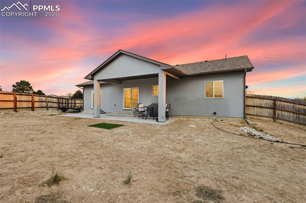 Image 31 of 33: Back of Structure