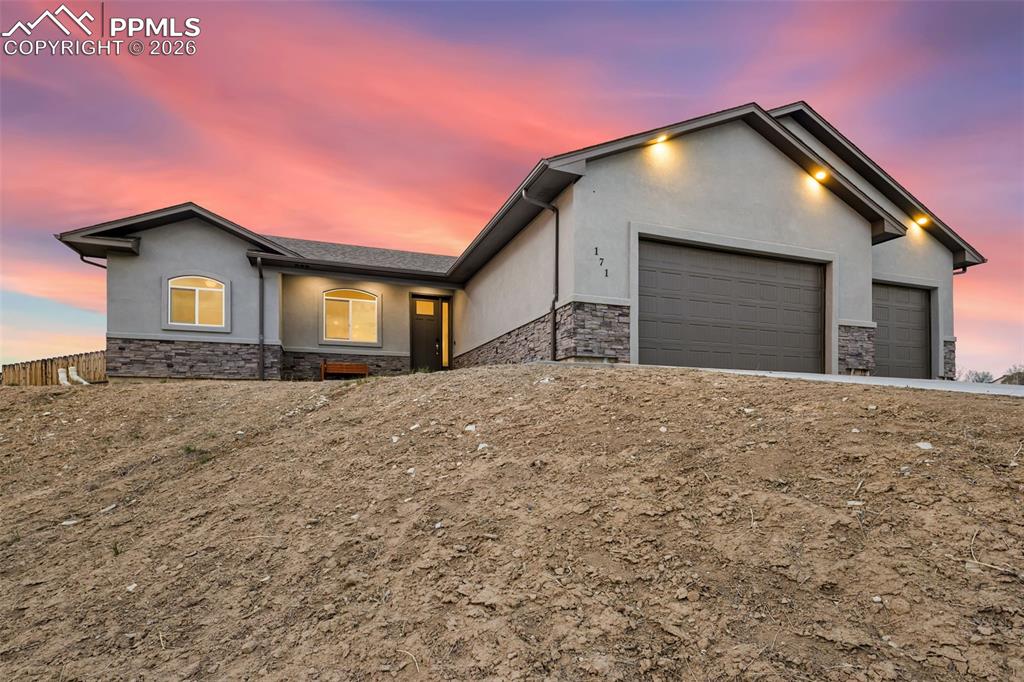 Image 9 of 33: Front of Structure