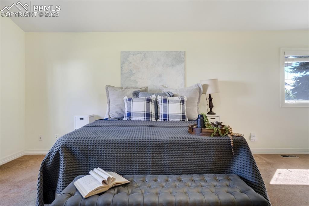 Image 20 of 46: Bedroom