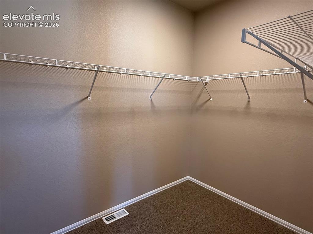 Image 16 of 31: Closet