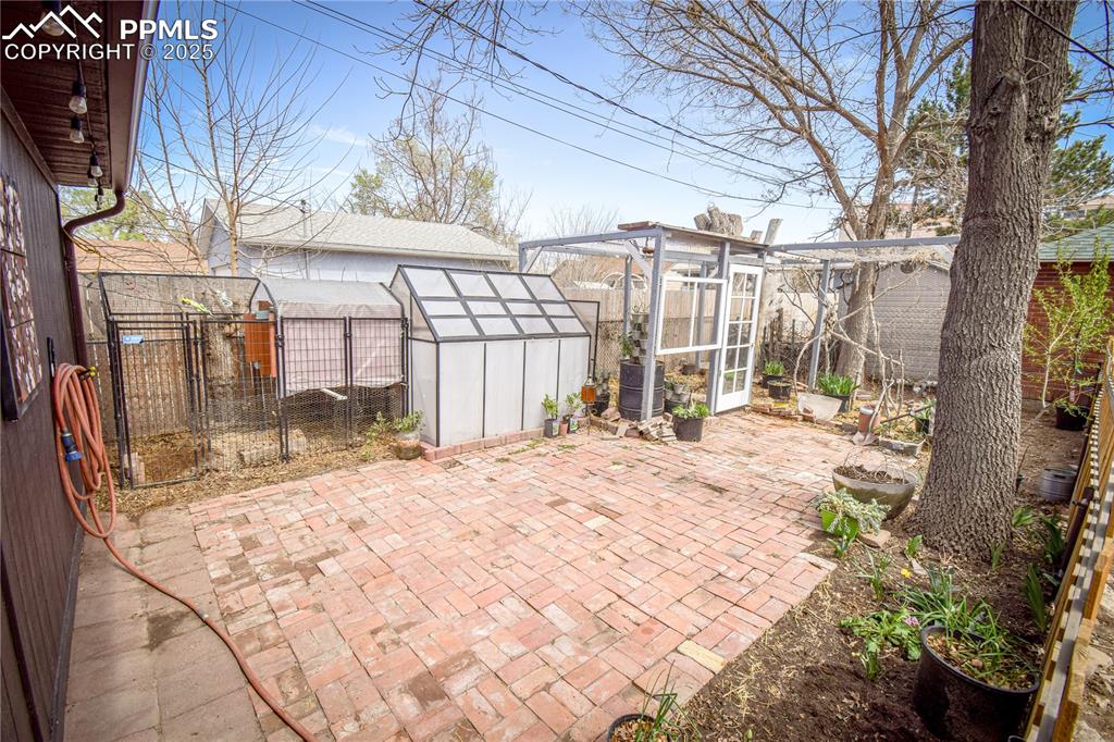 Image 44 of 49: Patio