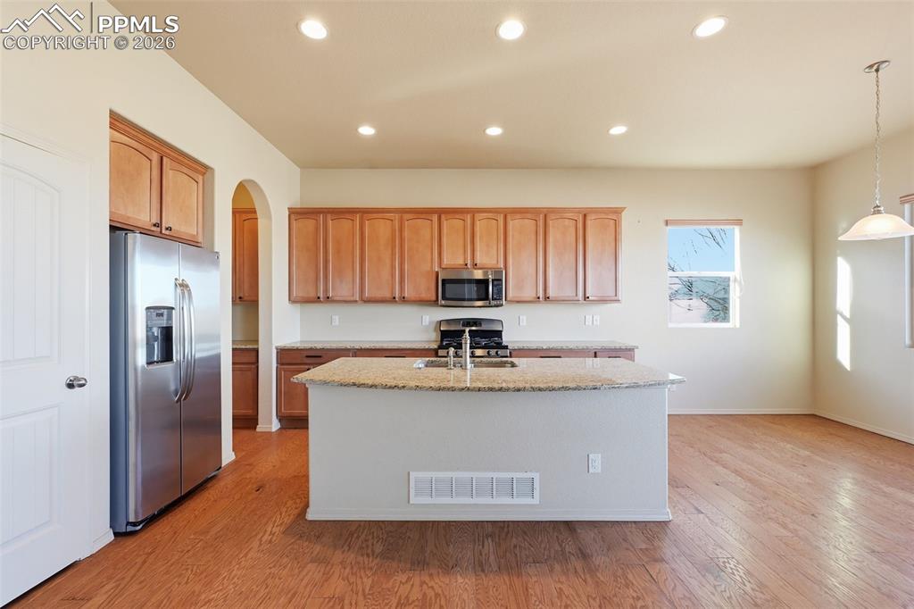 Image 12 of 42: Kitchen