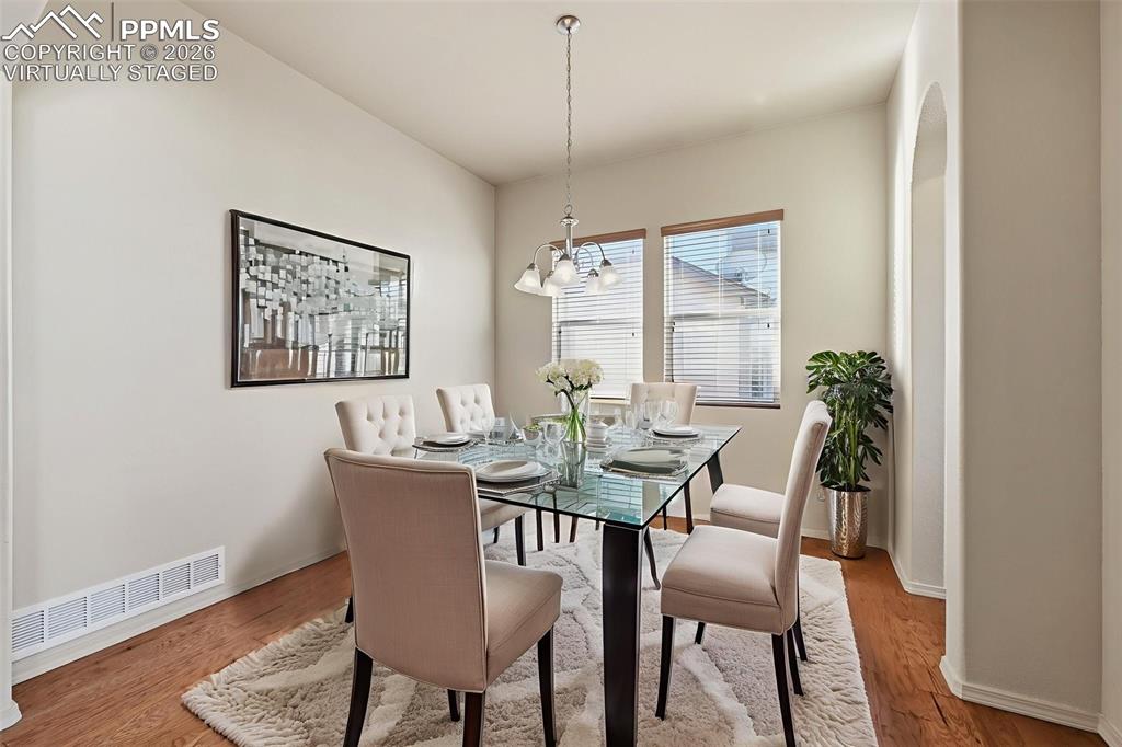 Image 7 of 42: Virtually Staged