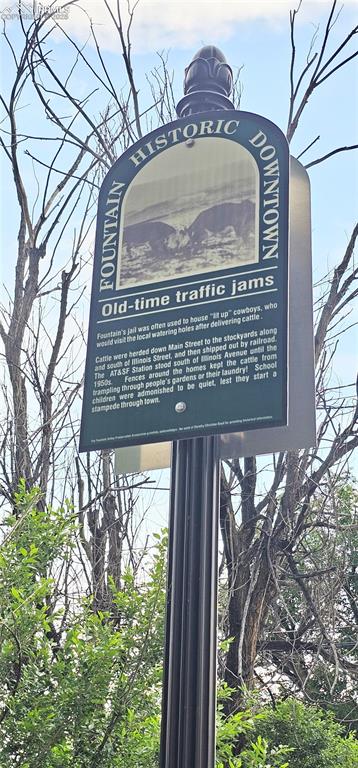 Image 2 of 3: Downtown location