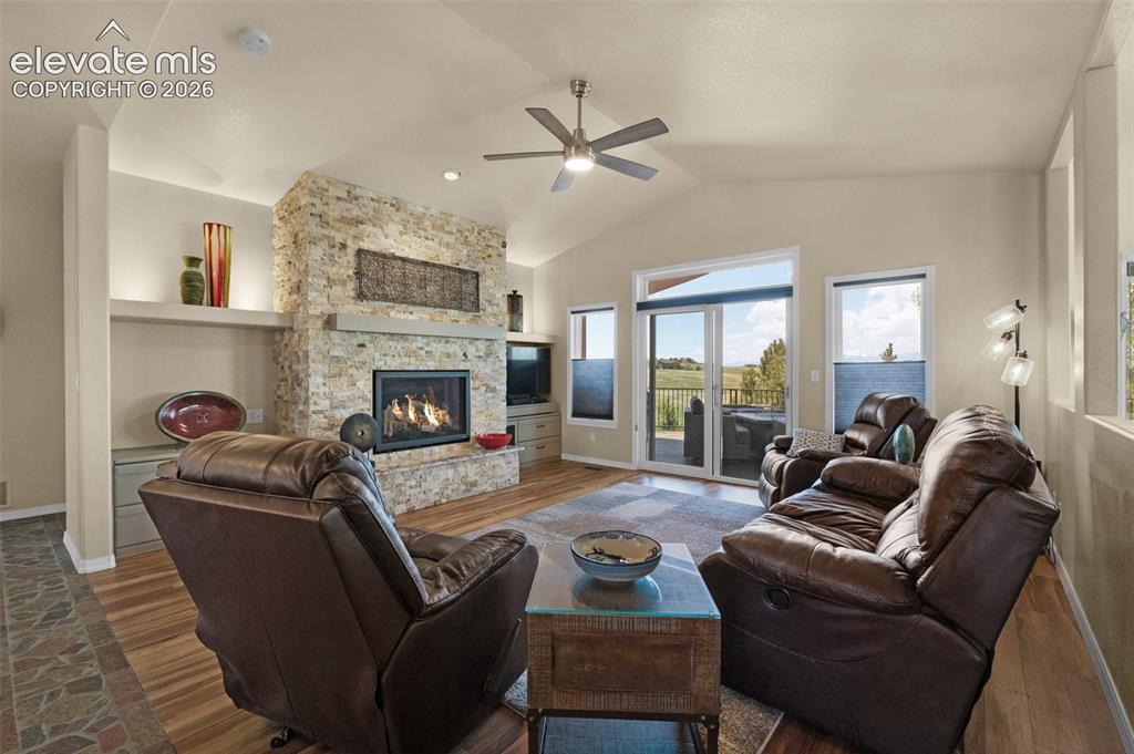 Image 7 of 49: Living Room