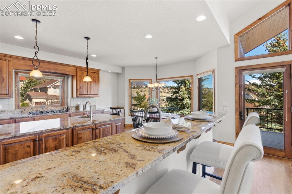 Image 11 of 47: Kitchen