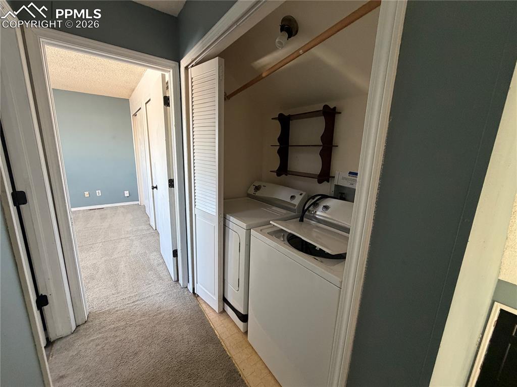 Image 17 of 26: Laundry