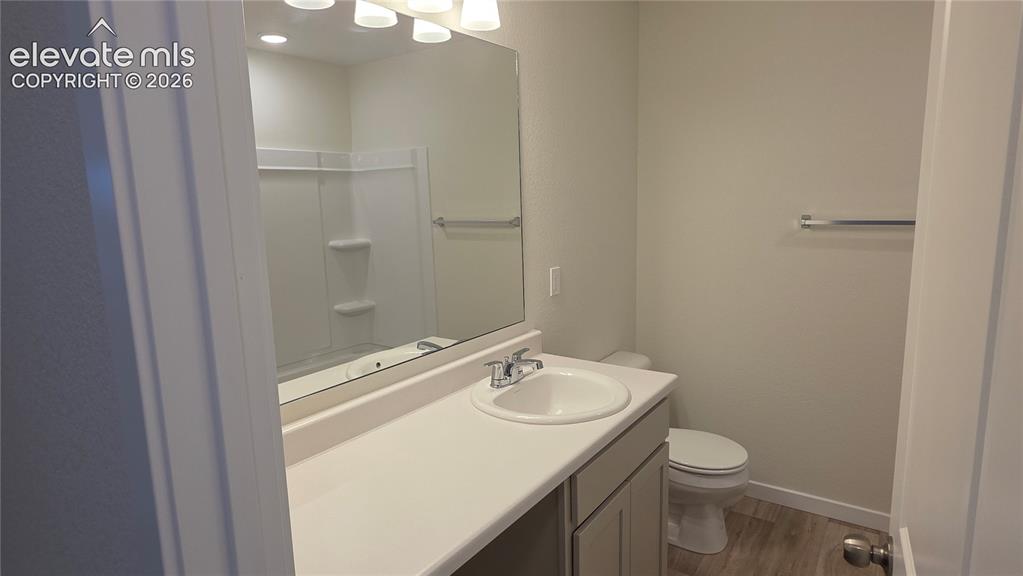 Image 12 of 17: Bathroom