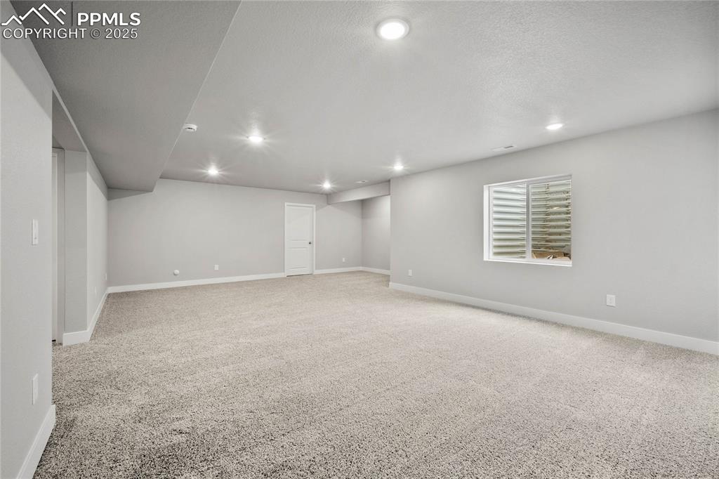 Image 30 of 34: Basement